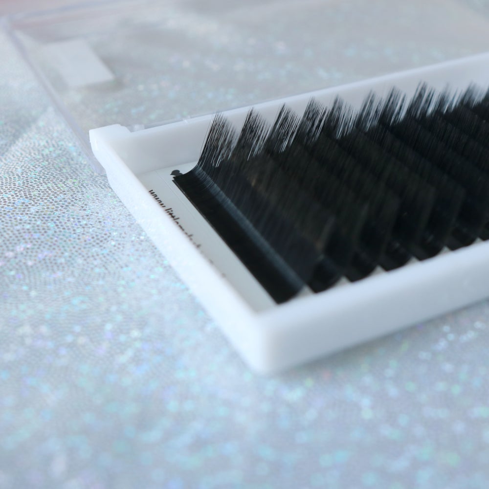 M Lashes Little Ms Flashy 0.05